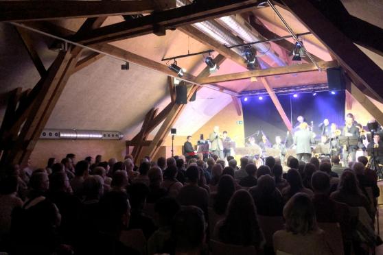 BIG-BAND-AUGENBLICK…